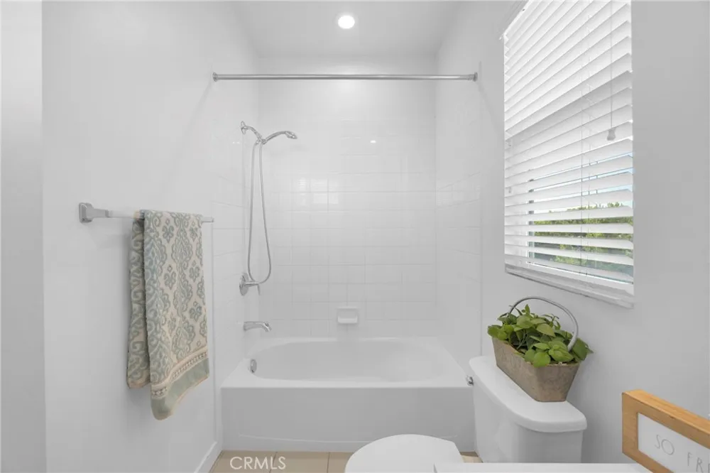 8061 Ackerman Buena Park, CA 90621