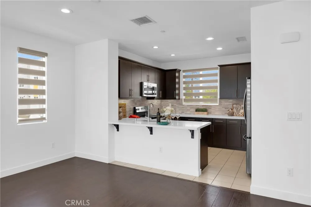 8061 Ackerman Buena Park, CA 90621