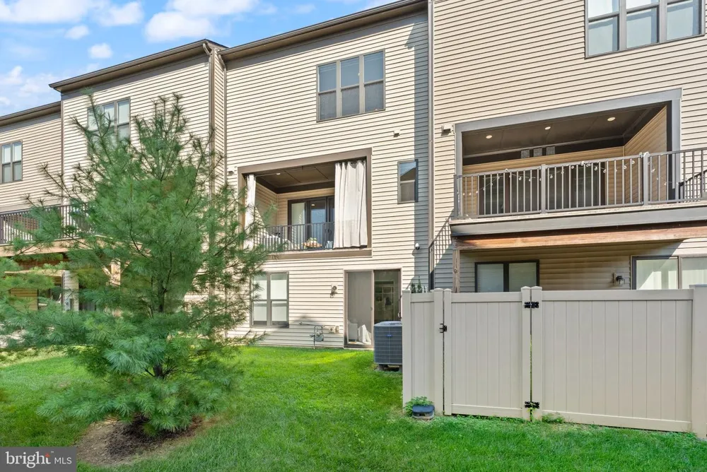 4550 PLATEAU DRIVE Fairfax, VA 22030