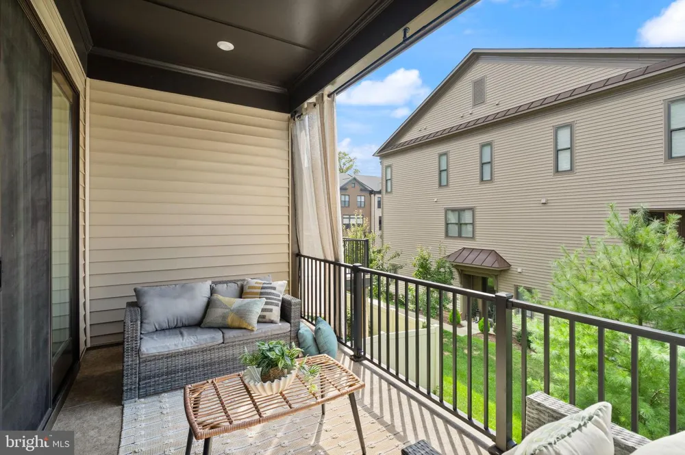 4550 PLATEAU DRIVE Fairfax, VA 22030