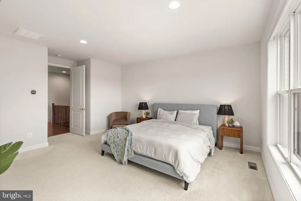 4550 PLATEAU DRIVE Fairfax, VA 22030