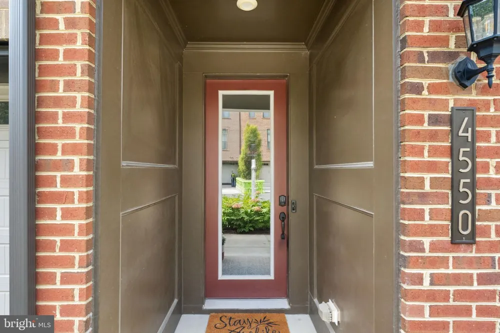 4550 PLATEAU DRIVE Fairfax, VA 22030
