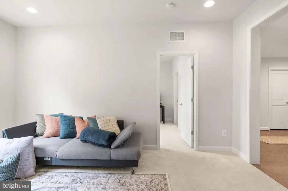 4550 PLATEAU DRIVE Fairfax, VA 22030