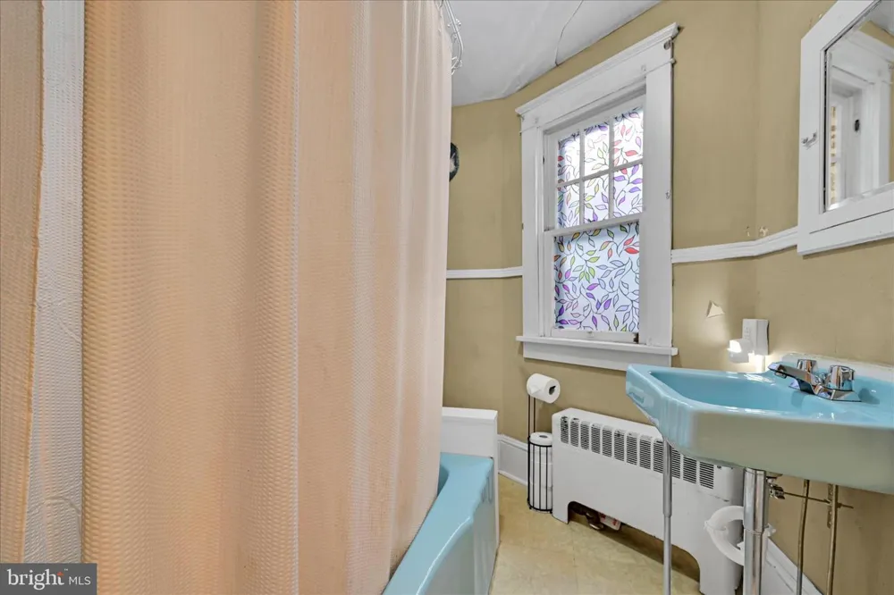 1917 W WALNUT STREET Ashland, PA 17921