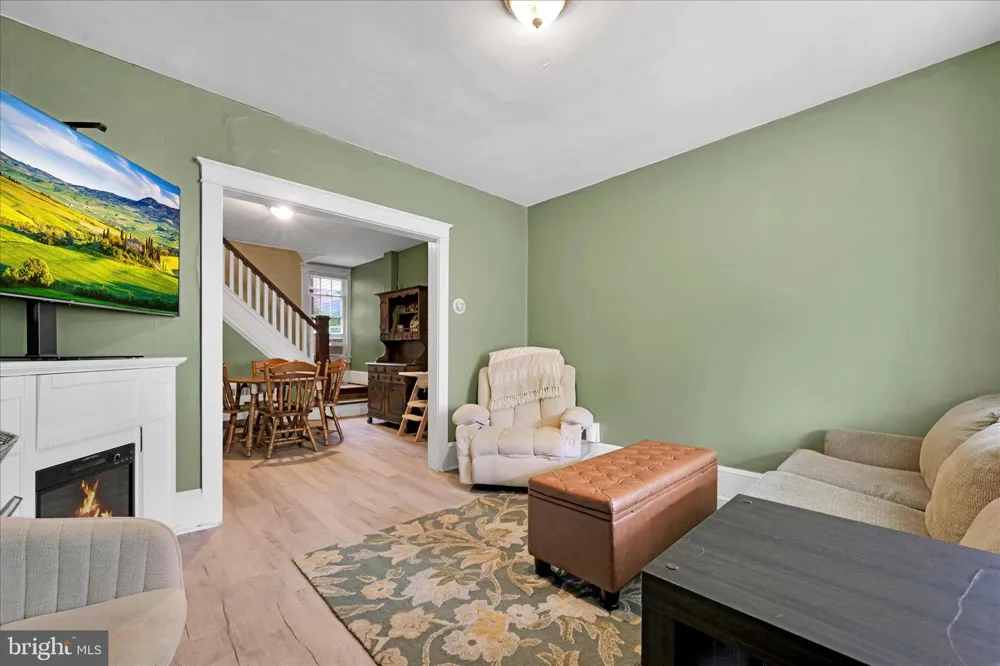 1917 W WALNUT STREET Ashland, PA 17921