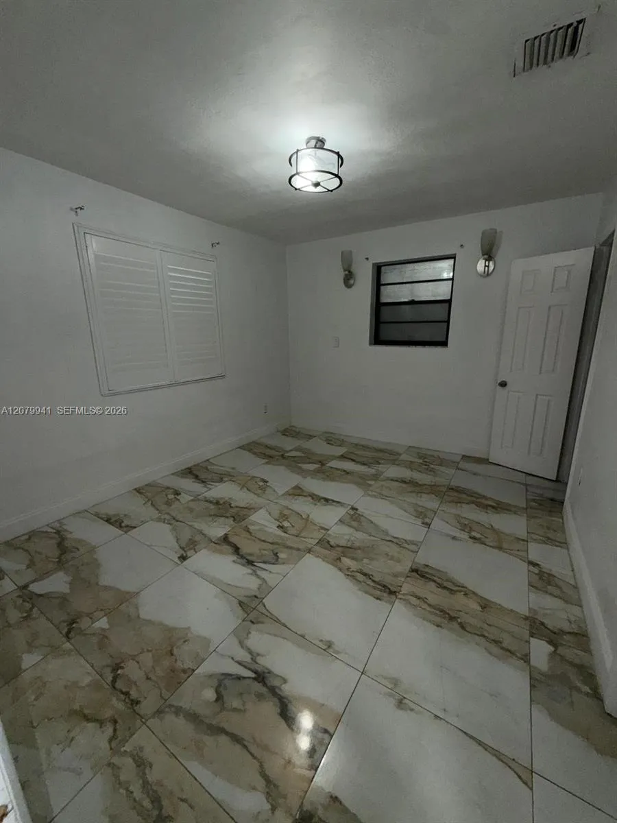 3151 SW 37th Ave West Park, FL 33023