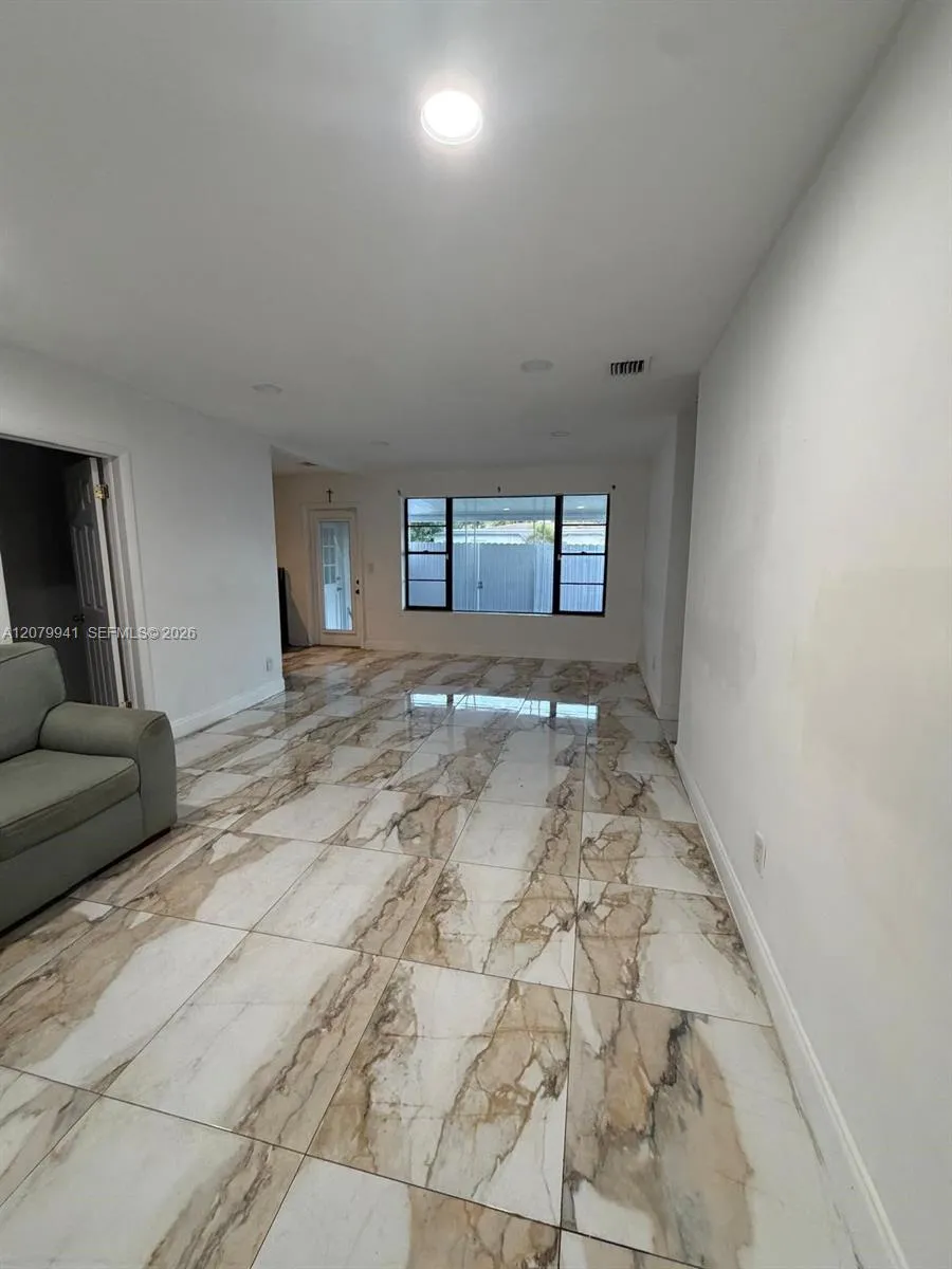 3151 SW 37th Ave West Park, FL 33023