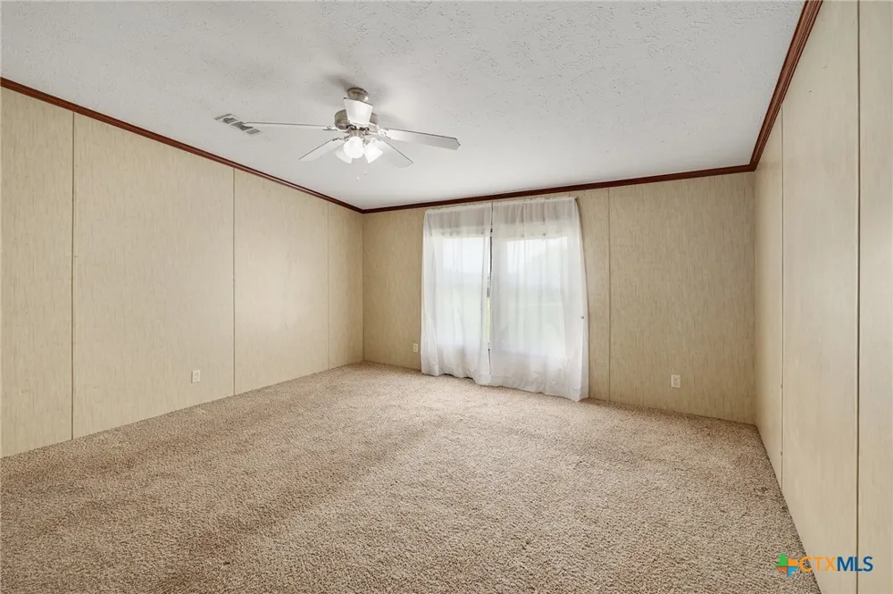 3527 US 281 Burnet, TX 78611