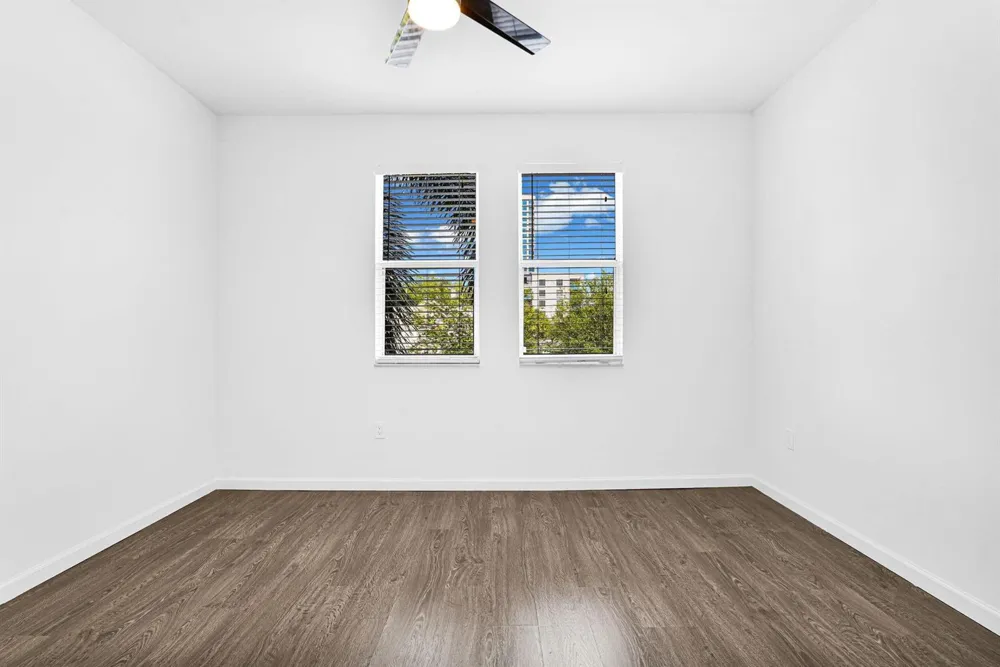 533 NE 3rd Avenue #230 Fort Lauderdale, FL 33301
