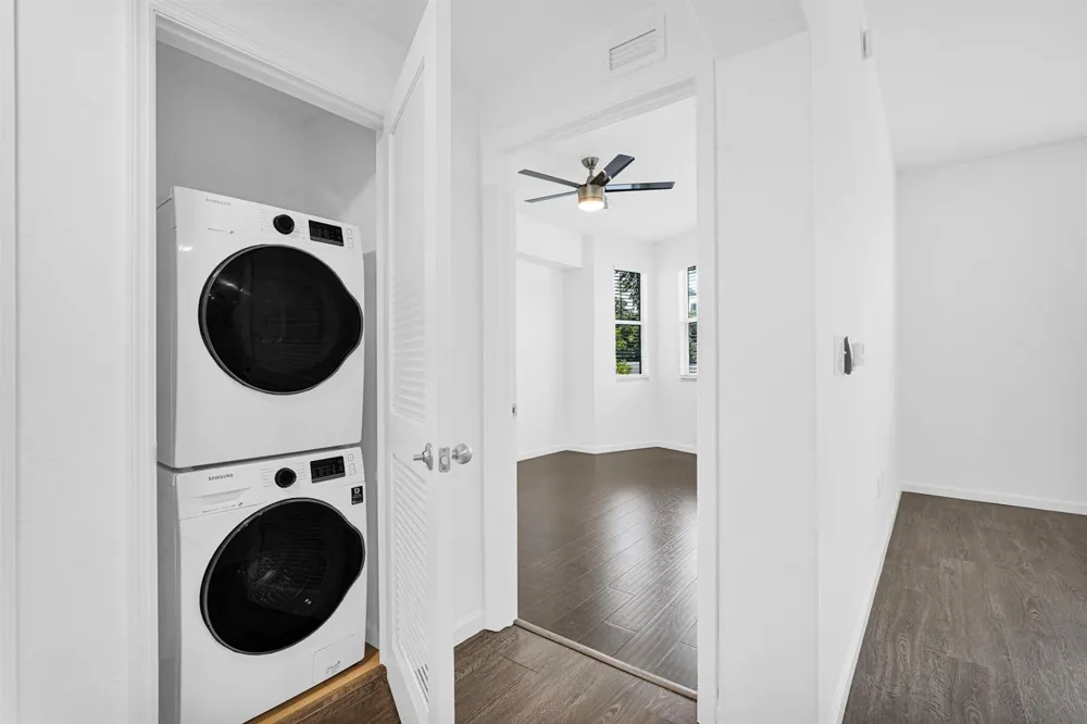 533 NE 3rd Avenue #230 Fort Lauderdale, FL 33301