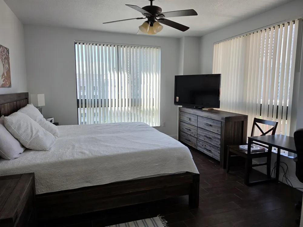 100 FEDERAL Highway #840 Fort Lauderdale, FL 33301