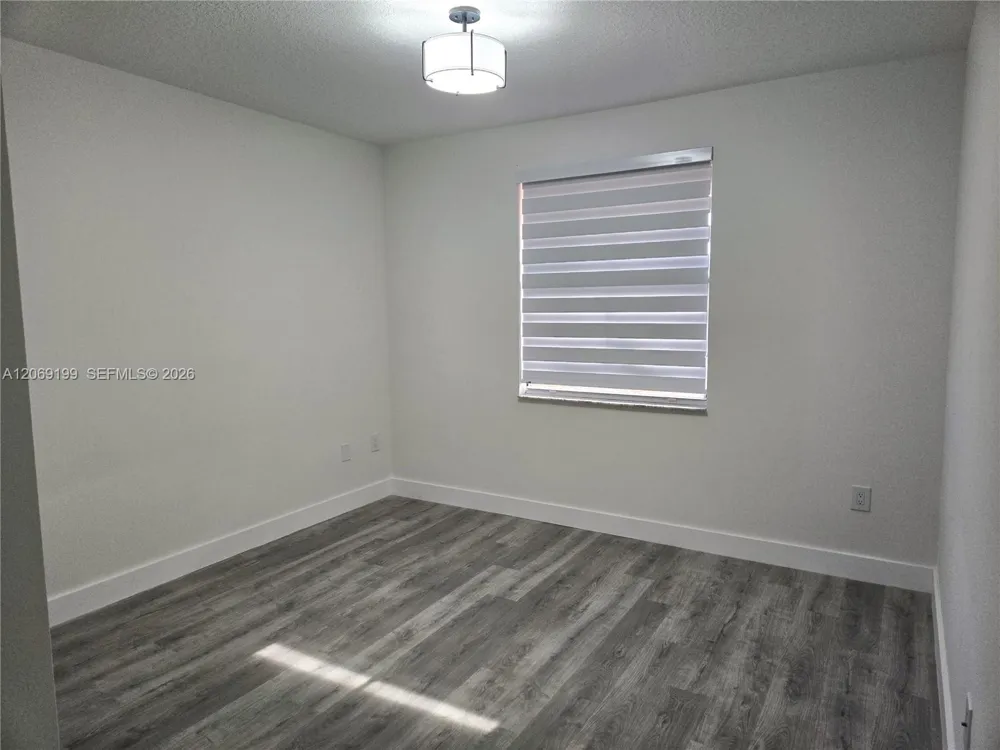 3124 SW 154th Pl Miami, FL 33185