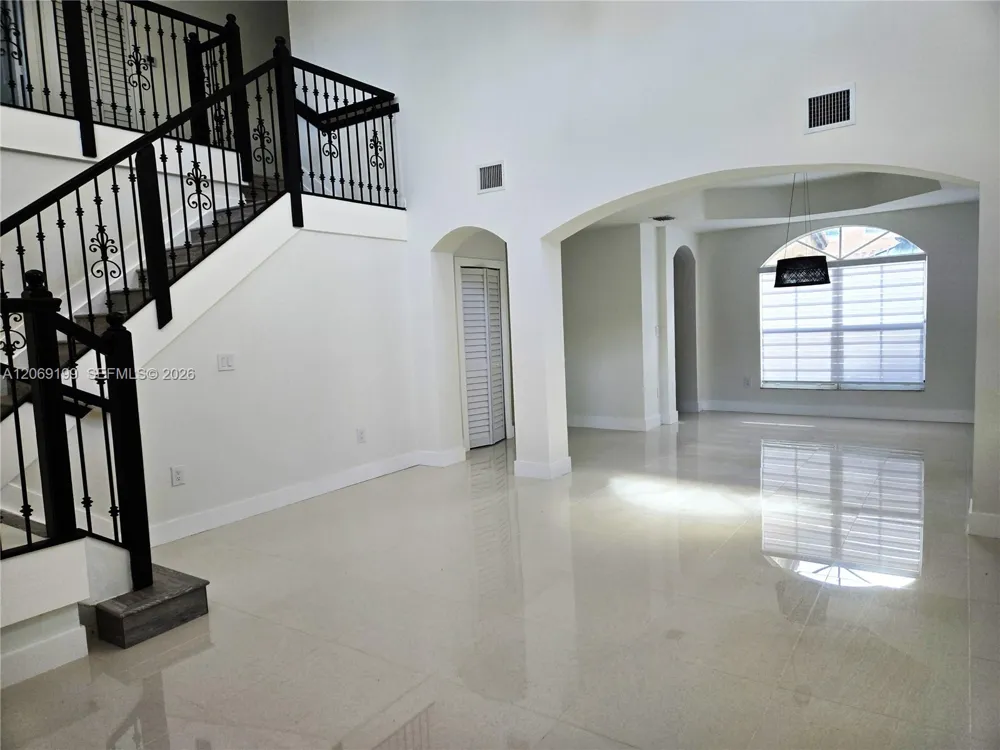 3124 SW 154th Pl Miami, FL 33185