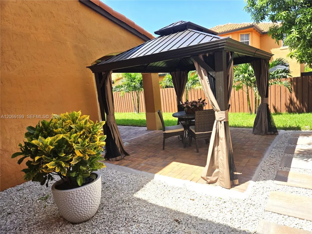 3124 SW 154th Pl Miami, FL 33185