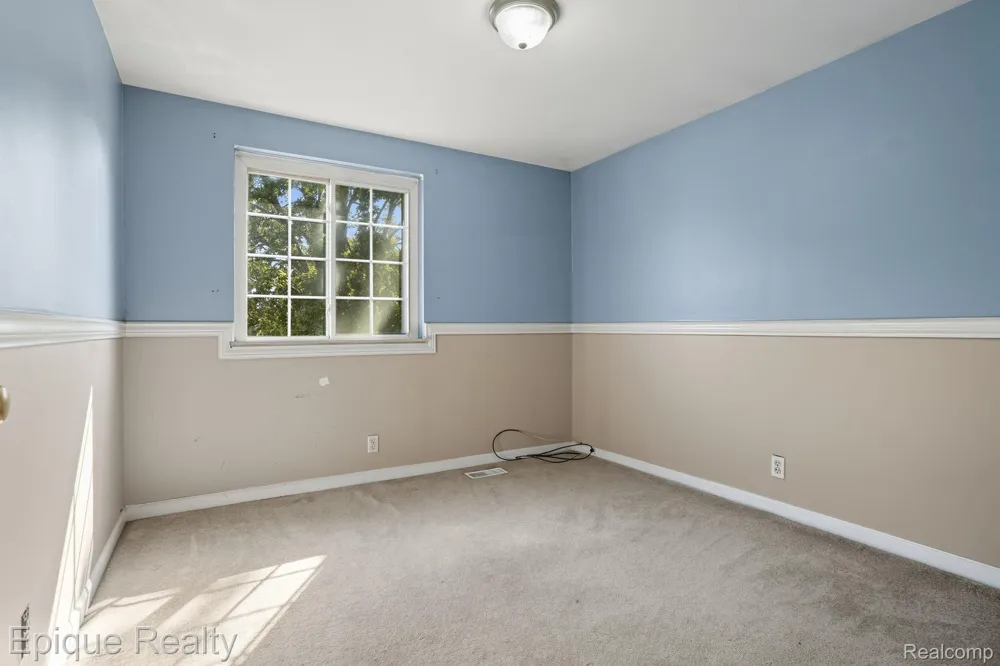 2263 Camilla Drive Troy City, MI 48083
