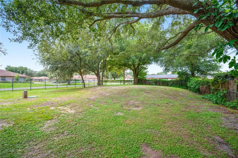 1200 33RD STREET NW Winter Haven, FL 33881
