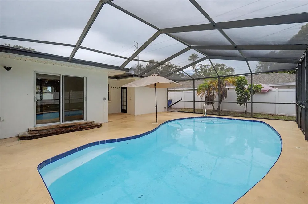 1304 PARKWOOD STREET Clearwater, FL 33755
