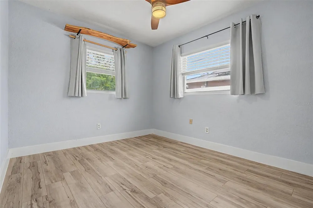 1304 PARKWOOD STREET Clearwater, FL 33755