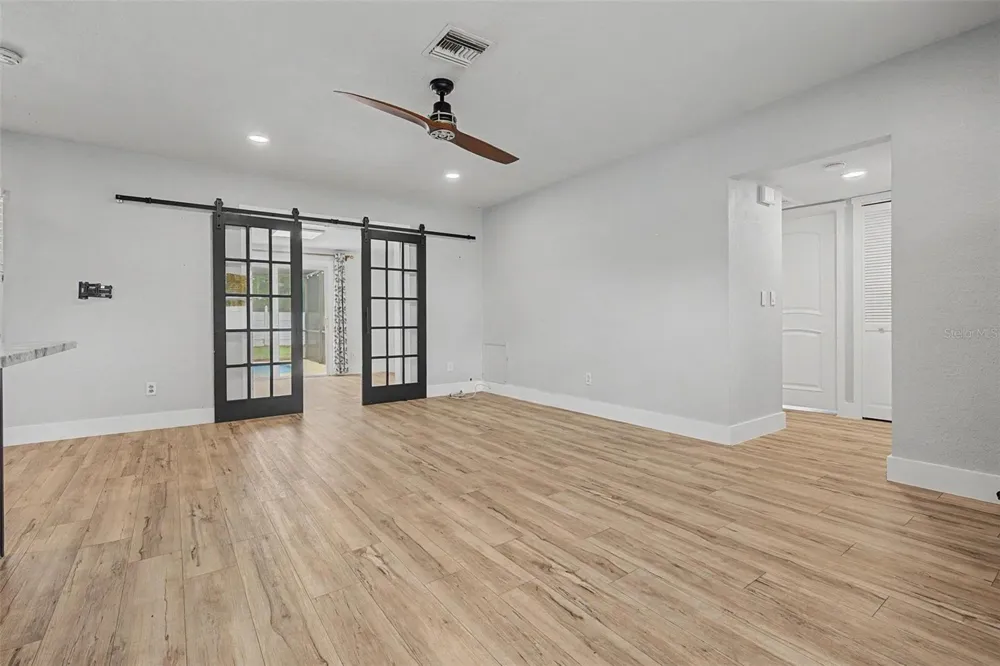 1304 PARKWOOD STREET Clearwater, FL 33755