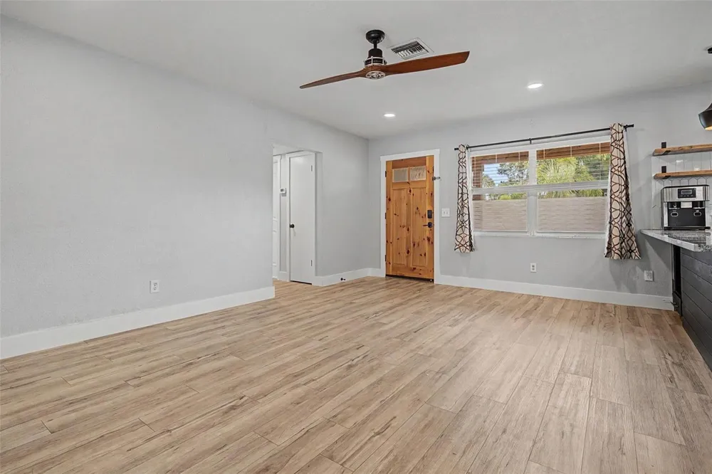 1304 PARKWOOD STREET Clearwater, FL 33755