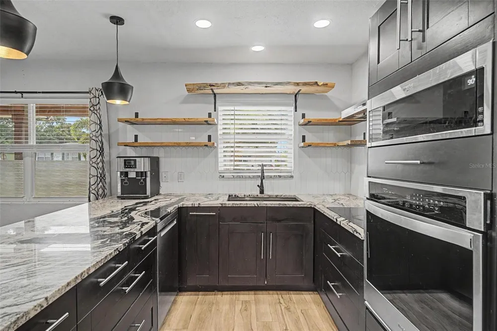 1304 PARKWOOD STREET Clearwater, FL 33755