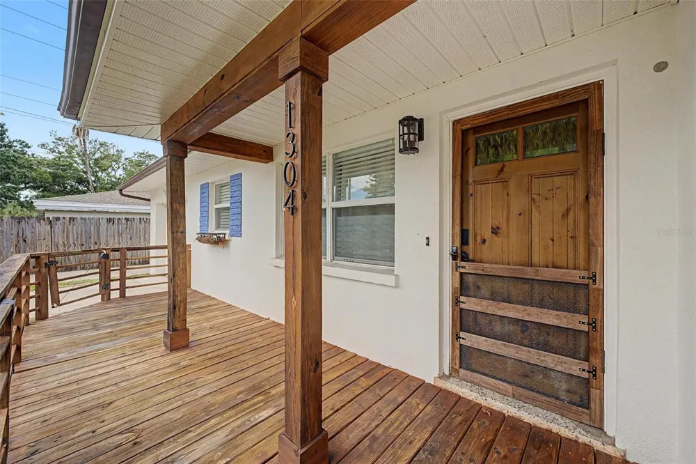 1304 PARKWOOD STREET Clearwater, FL 33755