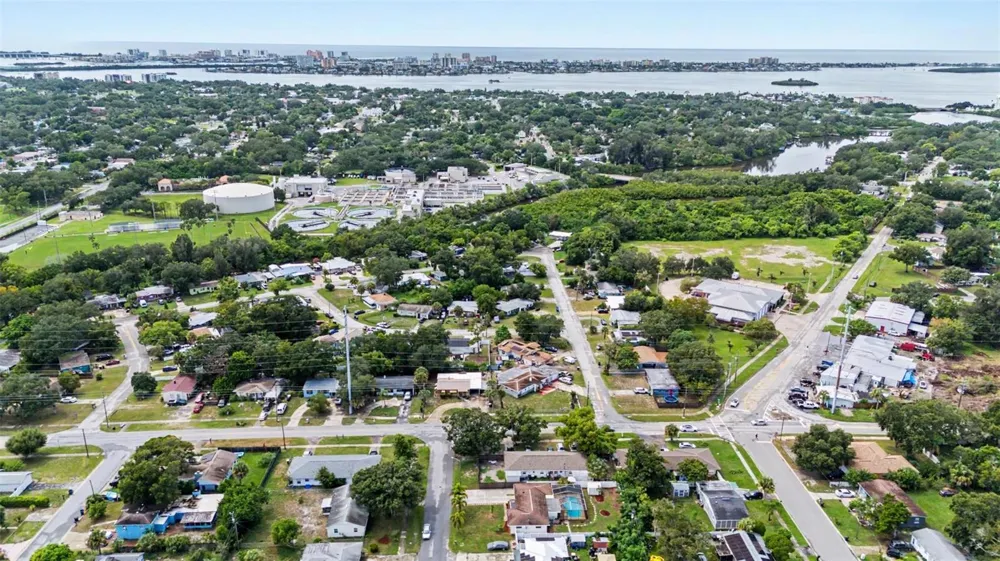 1304 PARKWOOD STREET Clearwater, FL 33755