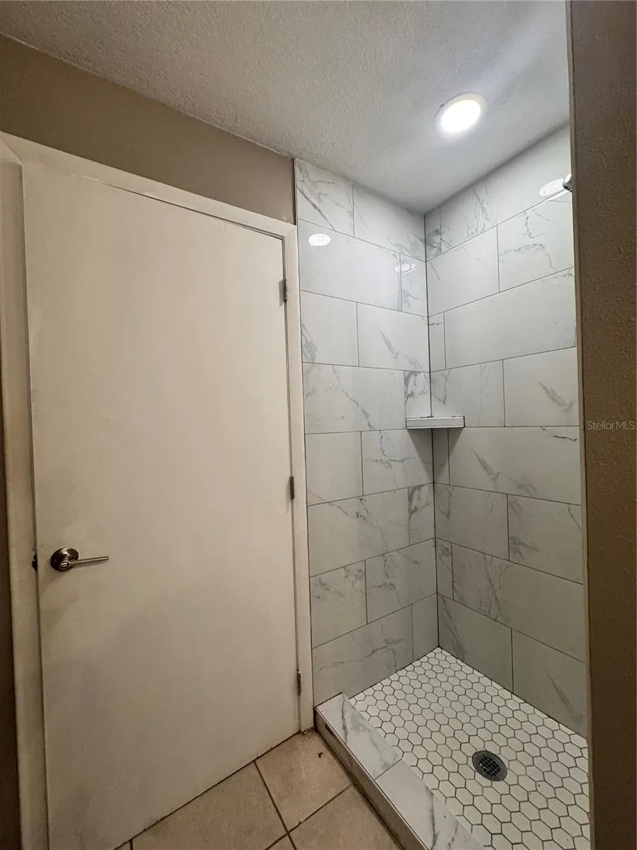 932 BUCCANEER DRIVE Lakeland, FL 33801