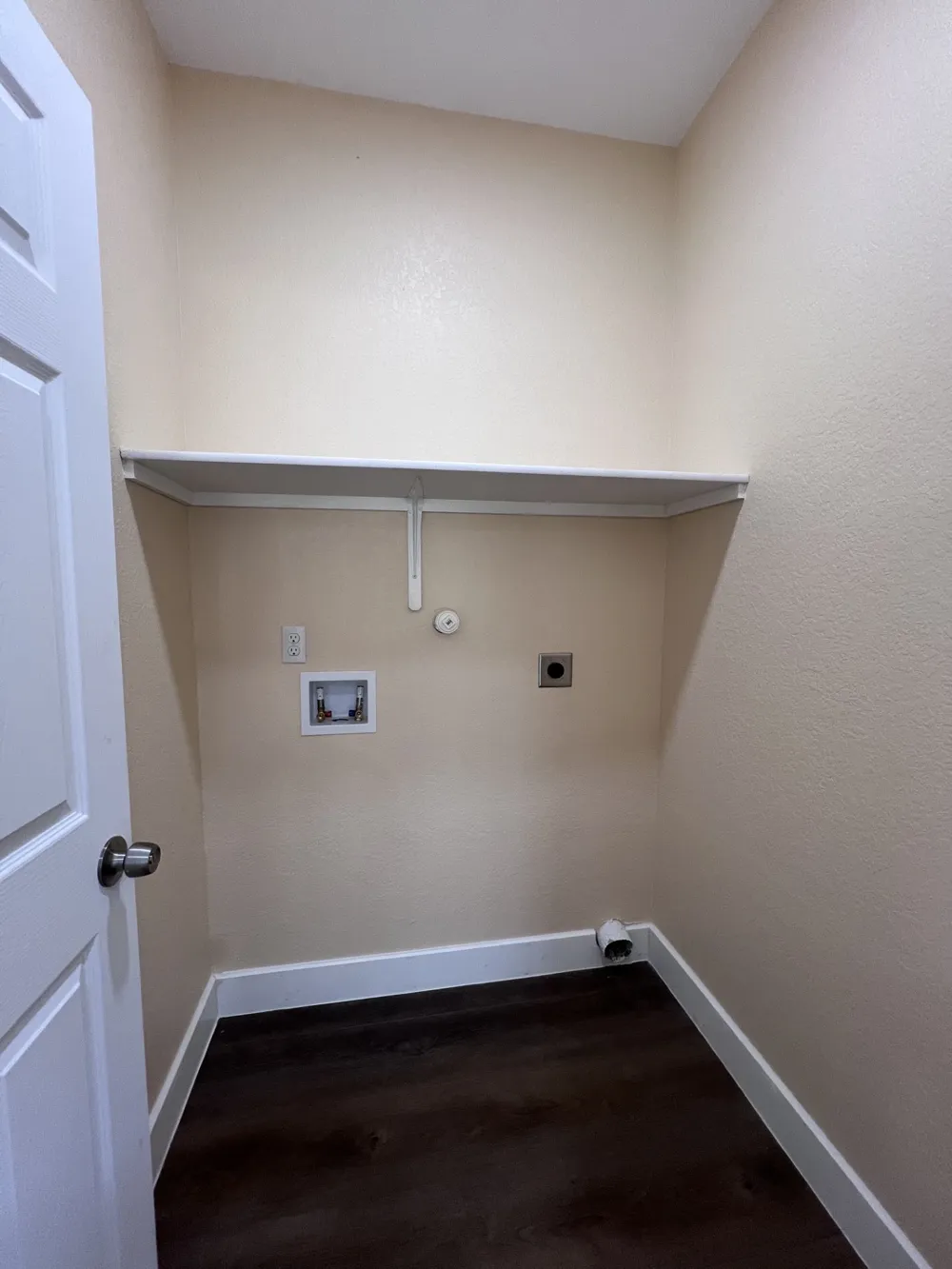 410 W Trinity Street Luling, TX 78648