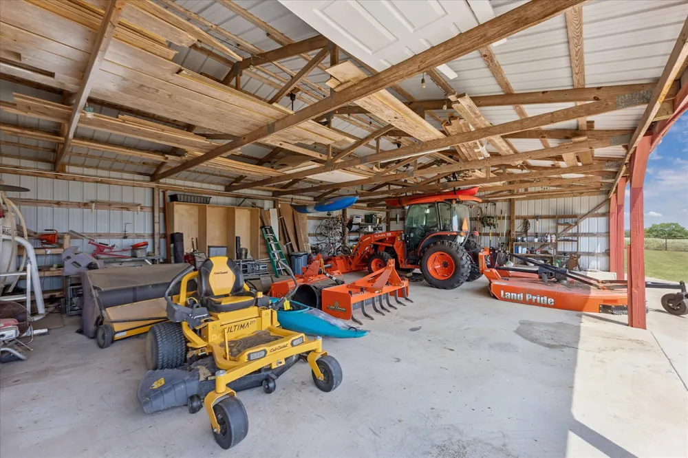 155 Frenzel Cut Off Paige, TX 78659