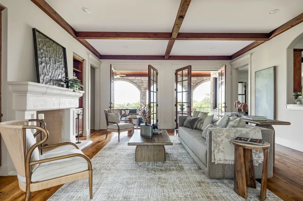 224 Golden Bear Drive Austin, TX 78738