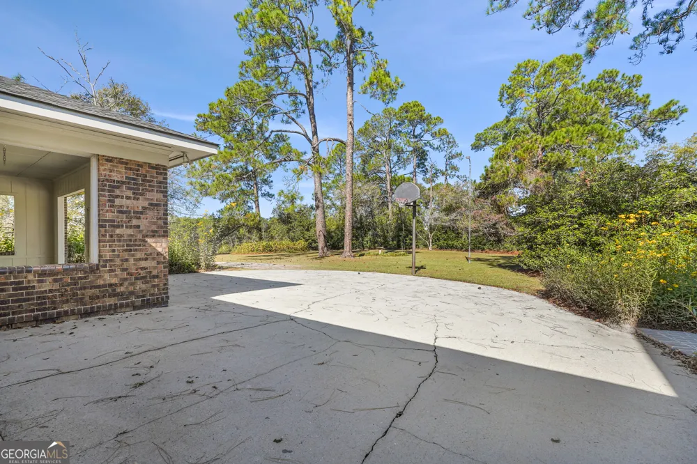 5009 Country Club RD Statesboro, GA 30458