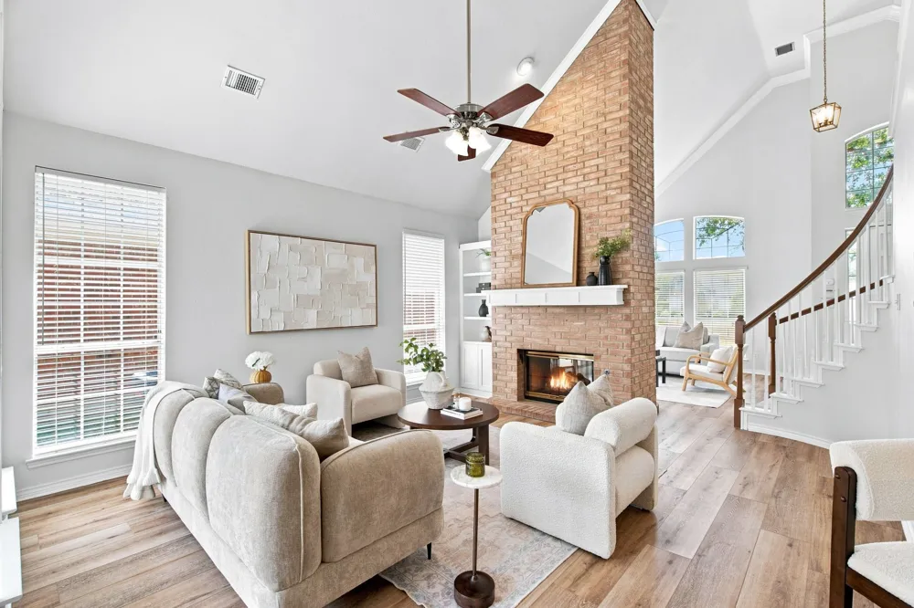 8716 Falls Road Irving, TX 75063