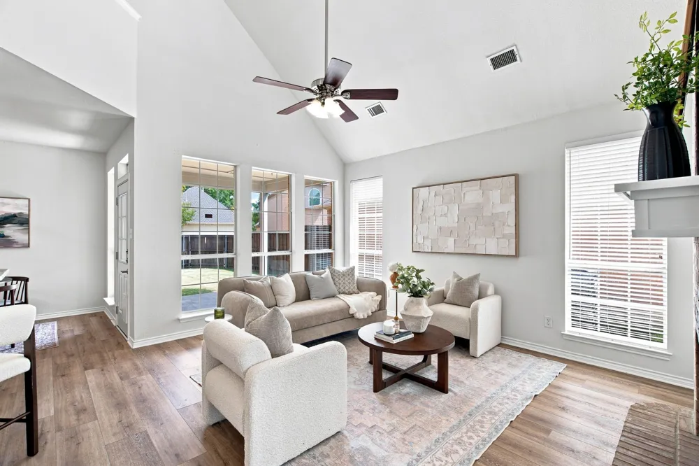 8716 Falls Road Irving, TX 75063