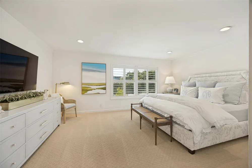 7526 W Northwest Highway #5 Dallas, TX 75225