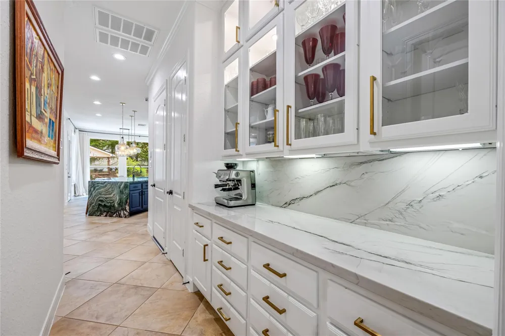 59 Nocturne Woods Place The Woodlands, TX 77382