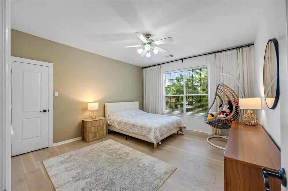 59 Nocturne Woods Place The Woodlands, TX 77382