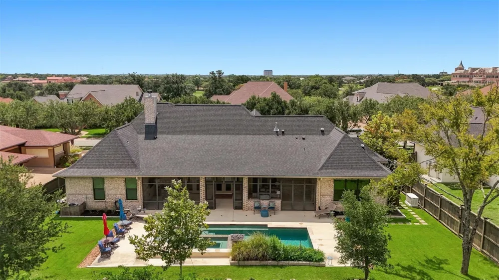 5117 Inverness Drive Bryan, TX 77802