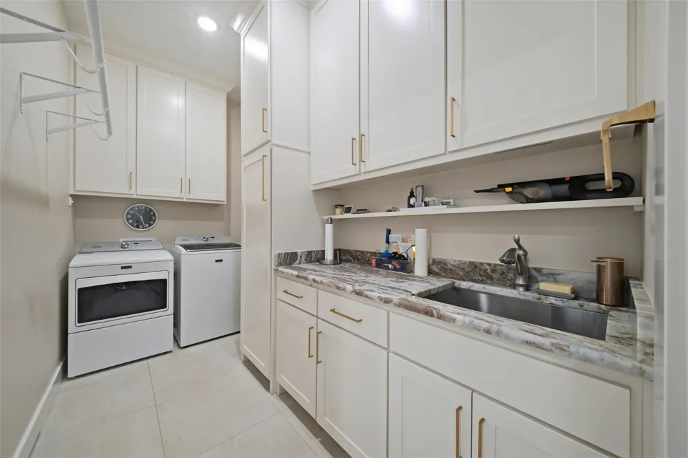 5117 Inverness Drive Bryan, TX 77802