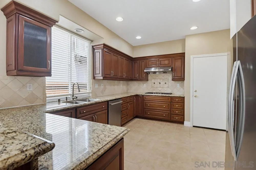 11951 Cypress Valley DR San Diego, CA 92131