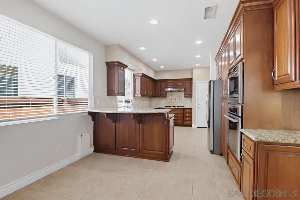 11951 Cypress Valley DR San Diego, CA 92131