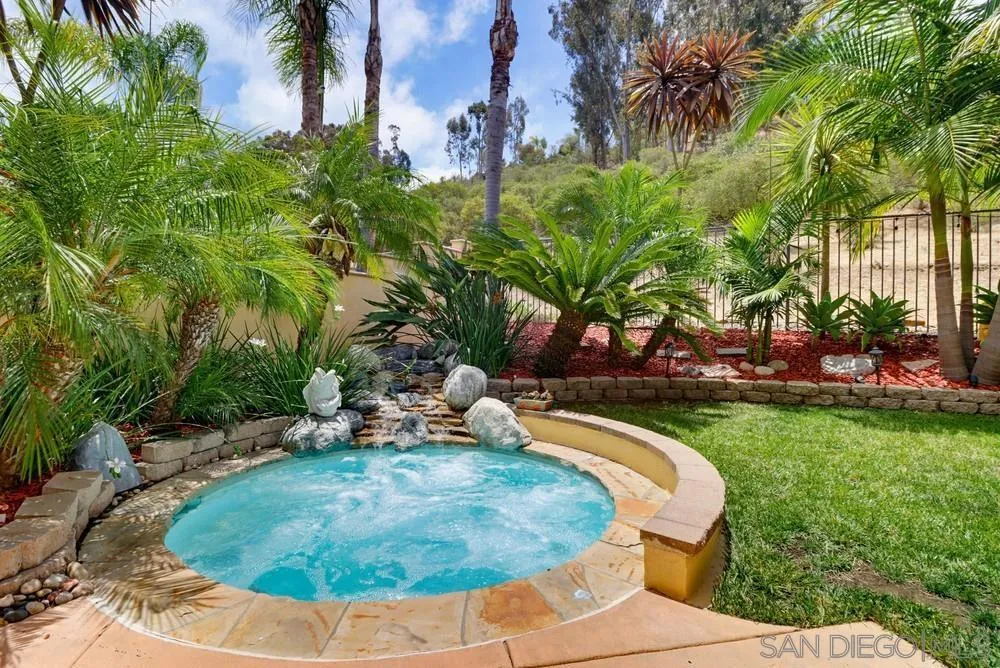 11951 Cypress Valley DR San Diego, CA 92131