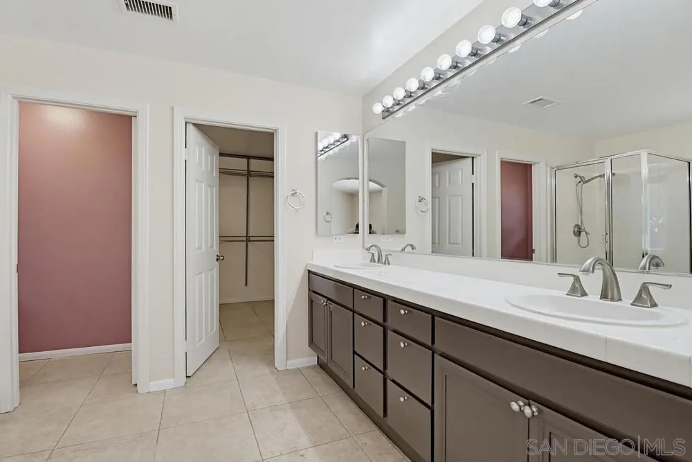 11951 Cypress Valley DR San Diego, CA 92131