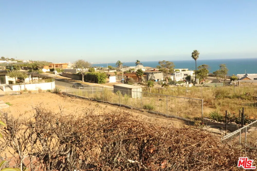 3747 Seahorn Drive Malibu, CA 90265