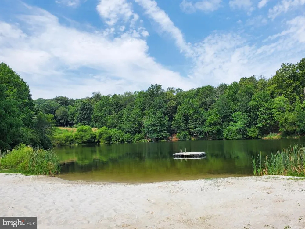JONATHAN ROAD Linden, VA 22642