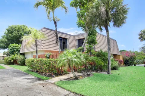 326 Jupiter Lakes Boulevard #2318d