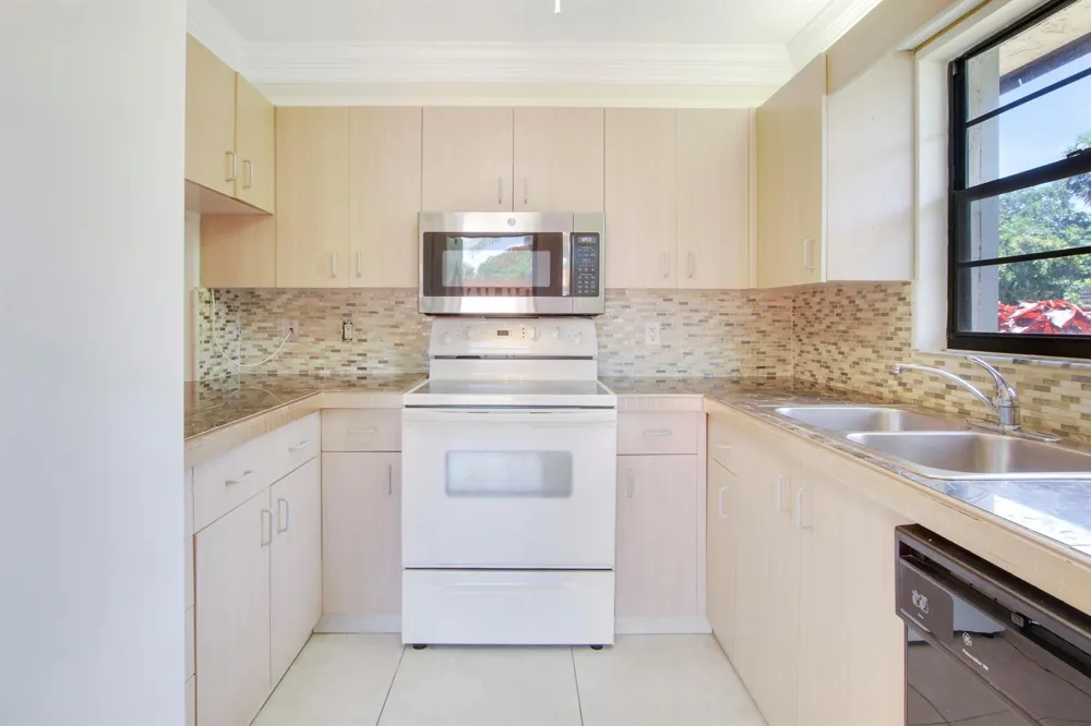 326 Jupiter Lakes Boulevard #2318d Jupiter, FL 33458