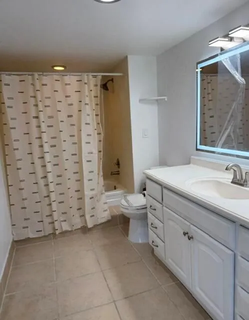 6200 NW 2ND AVENUE #316 Boca Raton, FL 33487
