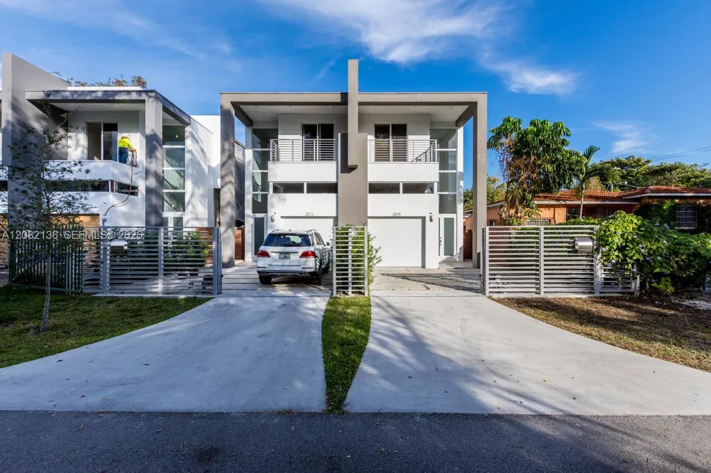2875 SW 33rd Ct #2875 Miami, FL 33133