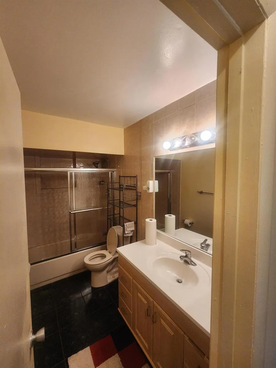225 S SEQUOIA DRIVE West Palm Beach, FL 33409